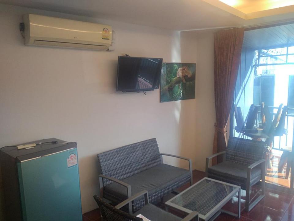 Kamala Bay Inn Екстериор снимка