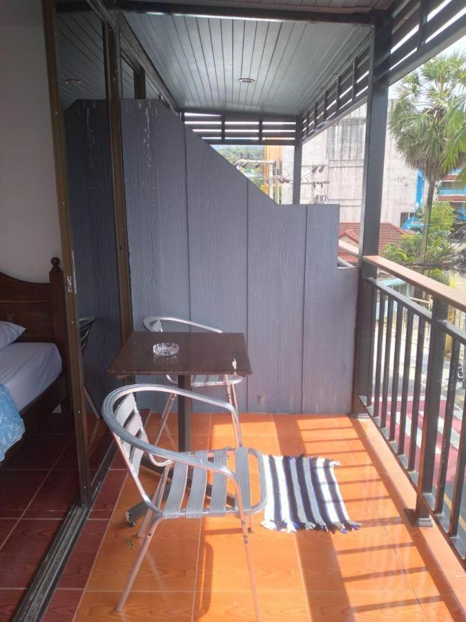 Kamala Bay Inn Екстериор снимка